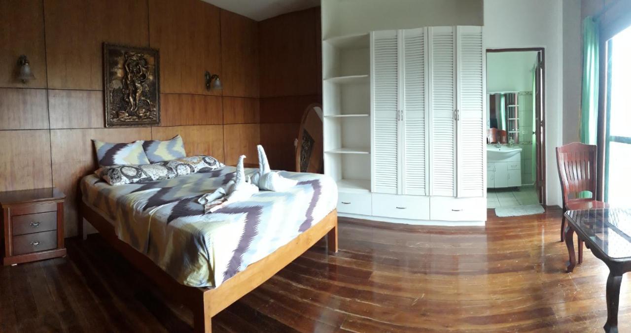 Villa del Carmen Haven Bohol Rum bild